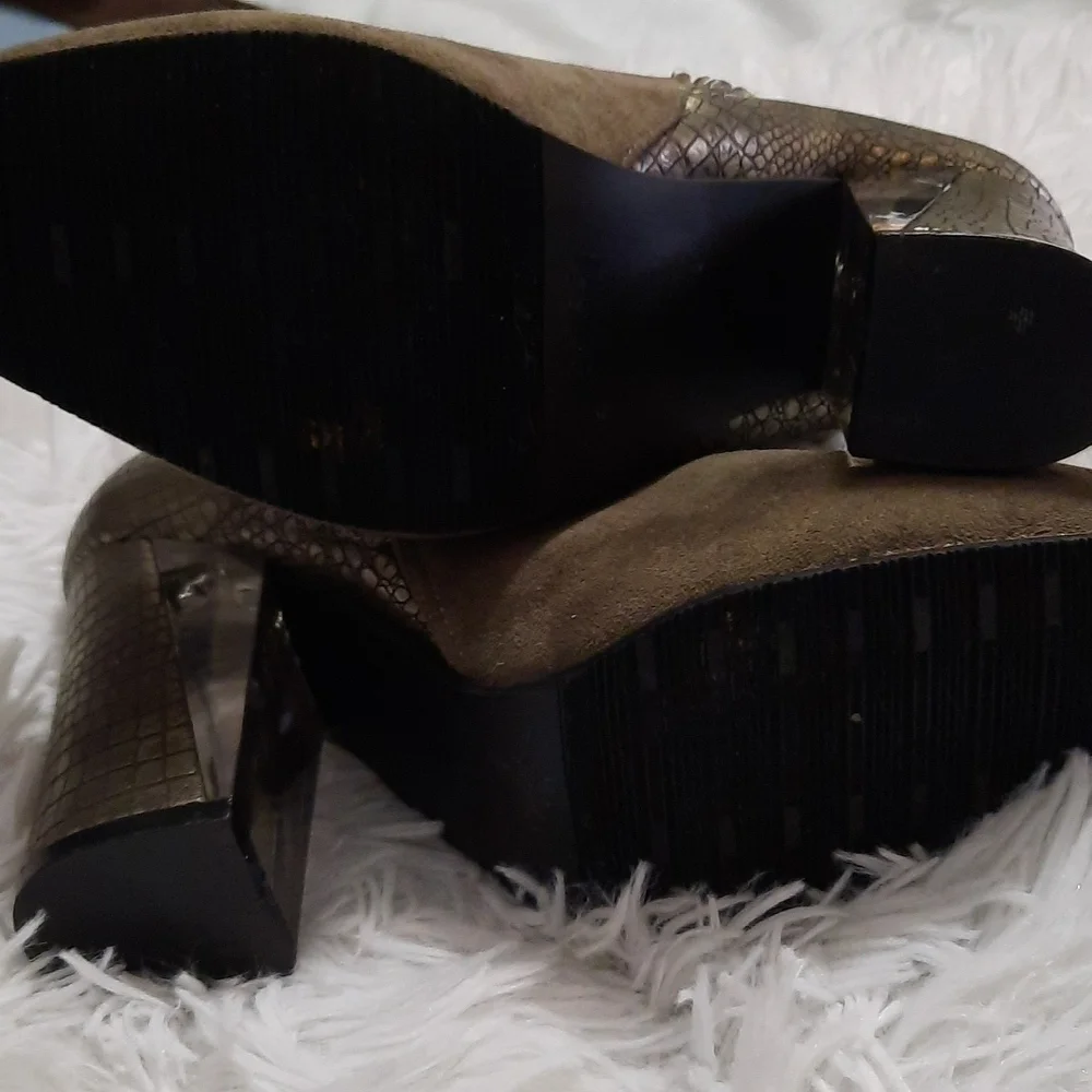 Cathy Din Boots